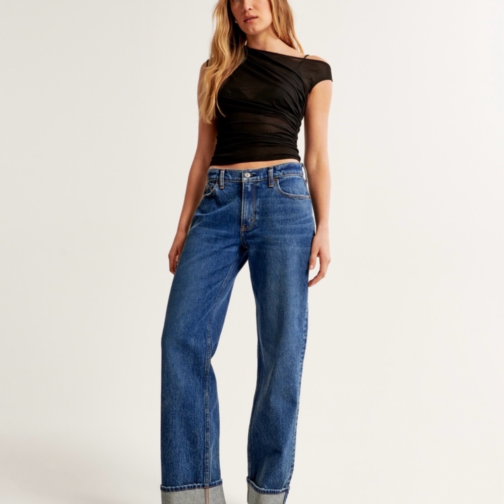 Abercrombie & Fitch Low Rise Baggy Jean- Dark with cuff hem- size 25